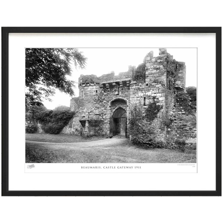 The Francis Frith Collection Beaumaris, Castle Gateway 1911 Picture